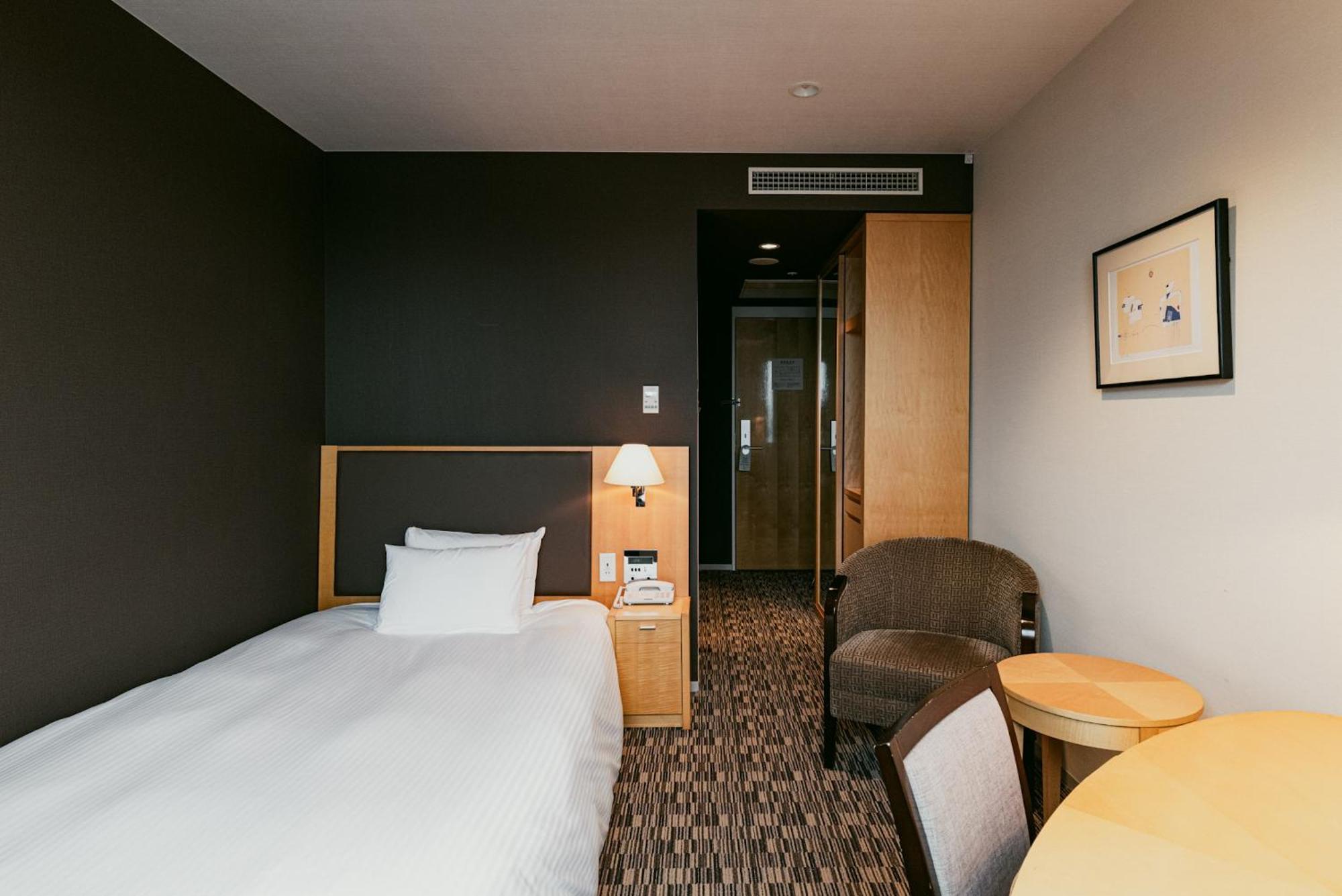 Oarks Canal Park Hotel Toyama Bagian luar foto